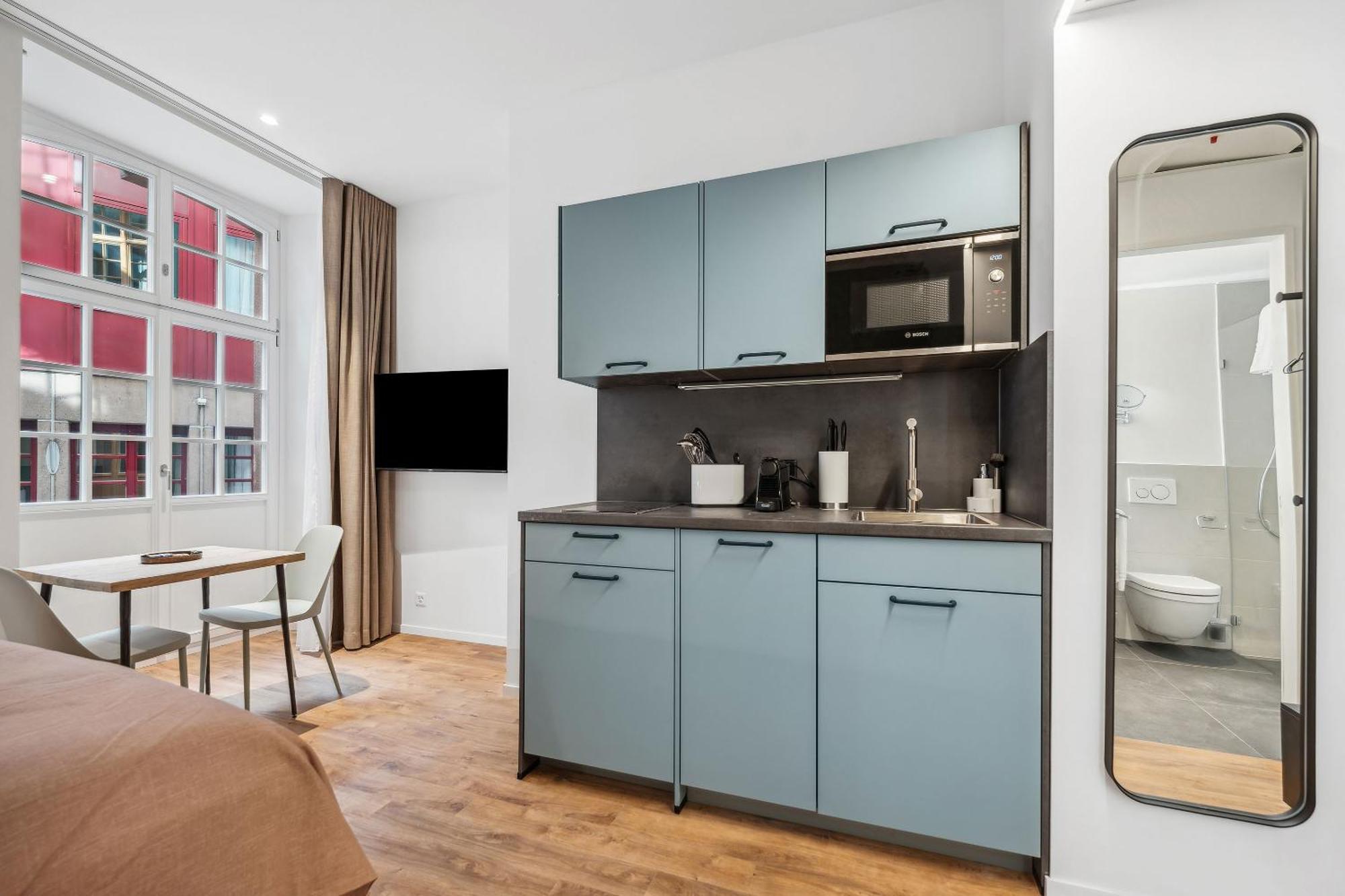 Limehome Basel Muenzgasse Δωμάτιο φωτογραφία