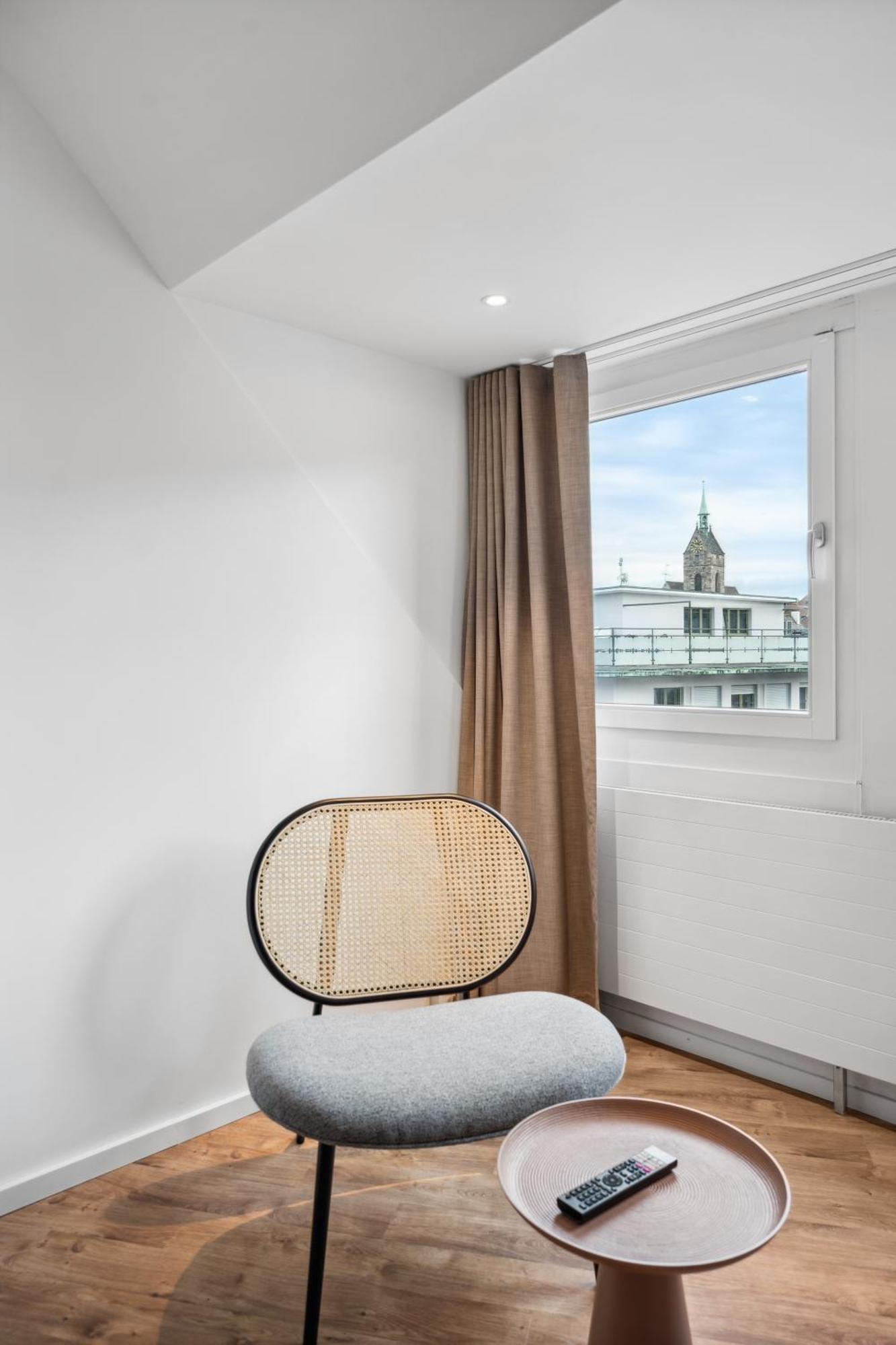 Limehome Basel Muenzgasse Δωμάτιο φωτογραφία